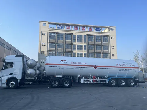 Fabrikkens beste salg lavpris vakuum industriell kryogen flytende LNG semitrailer